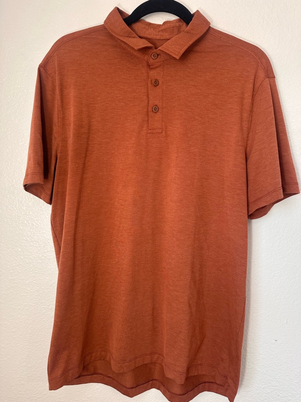 Lululemon Men's Short-Sleeve Polo in Rust